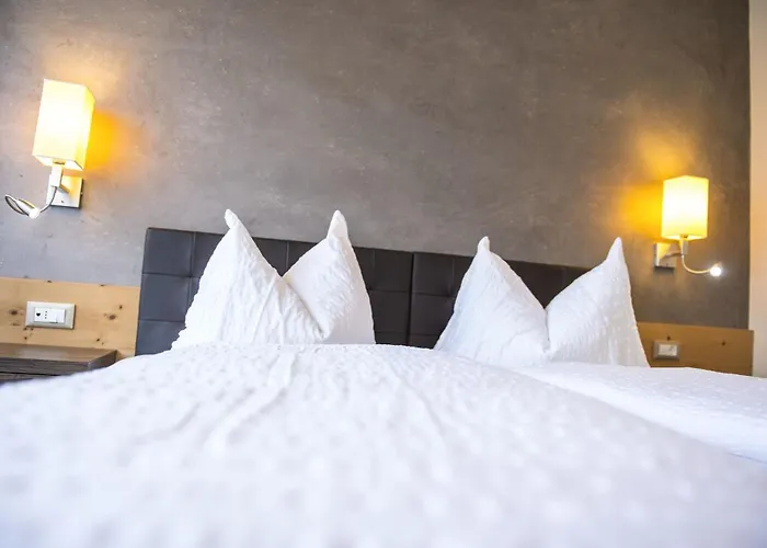 Hotel Zum Tiroler Adler